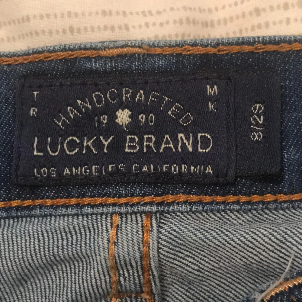 Lucky Brand Sweet Crop Jeans Size 8/29~CUTE!!!! - Picture 6 of 8